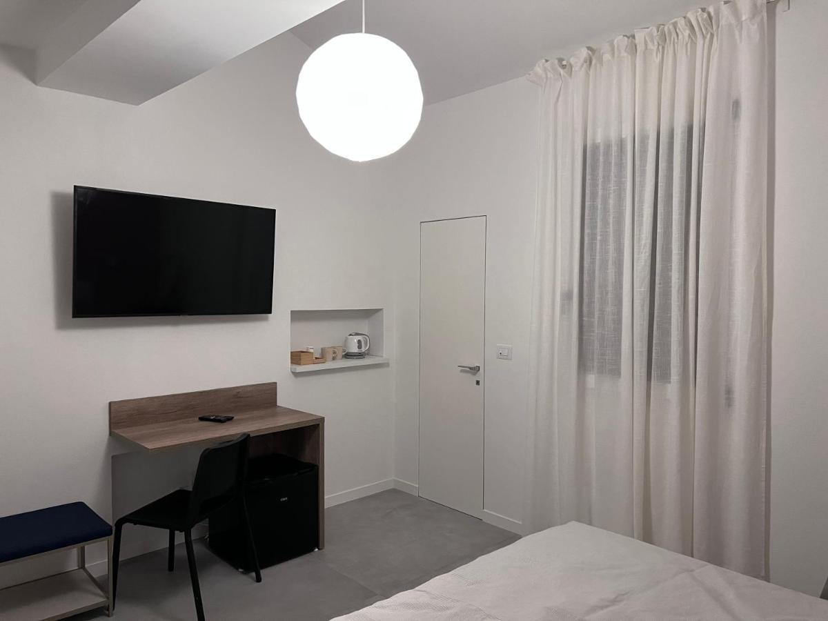 Quiet Room, Bologna