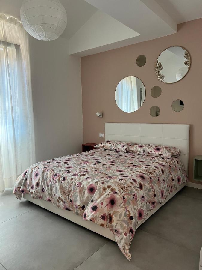 Quiet Room — Photos 1